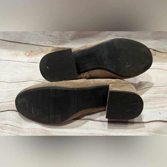 Kenneth Cole Reaction Women’s Road Stretch Faux Suede Ankle Boots Taupe Size 6.5 - Picture 8 of 8